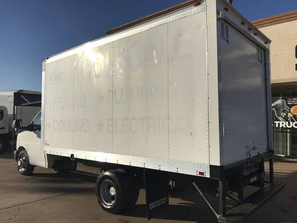 2012 Chevrolet 3500 Box Truck 15' Gas Auto Loading Ramp 112K Miles for sale in Oklahoma City, OK – photo 4