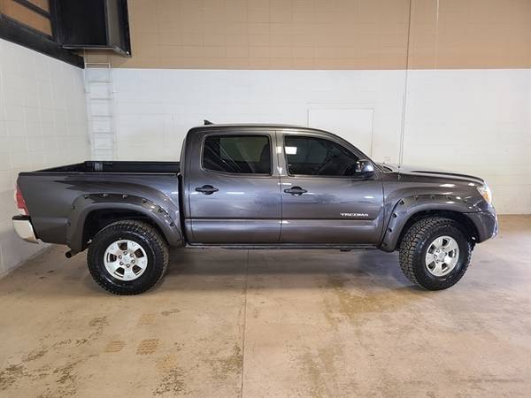 2014 Toyota Tacoma 4WD - - by dealer - vehicle for sale in Sioux Falls, SD – photo 2