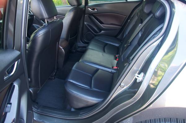 2018 Mazda 3 Mazda3 S Touring Hatchback Auto Sunroof Camera BOSE for sale in Hillsboro, OR – photo 14