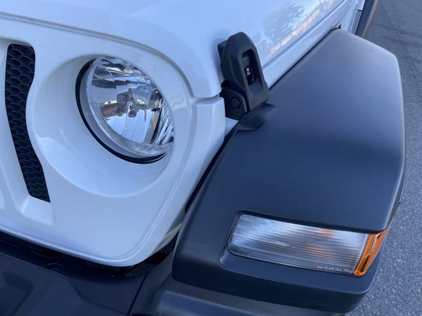 2018 Jeep All-New Wrangler Sport 4X4. 15000 MILES - LIKE NEW!! -... for sale in Arleta, CA – photo 12