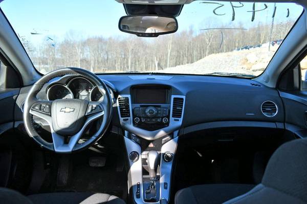 2014 Chevrolet Cruze 1LT - - by dealer - vehicle for sale in Naugatuck, CT – photo 17