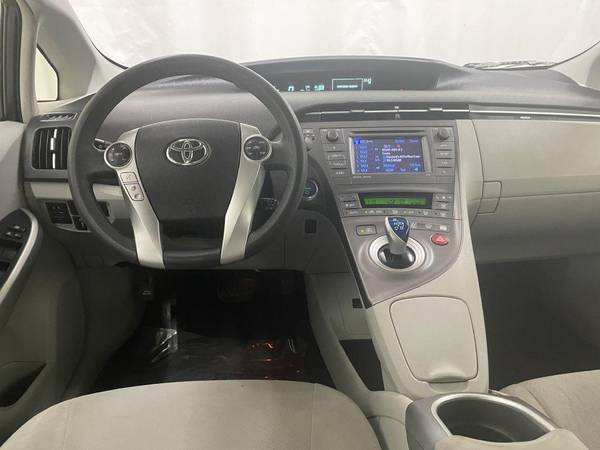 2012 TOYOTA PRIUS - - by dealer - vehicle automotive for sale in North Randall, OH – photo 11