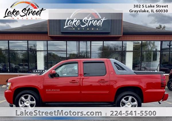 2011 Chevrolet Chevy Avalanche LT - - by dealer for sale in Grayslake, IL – photo 2