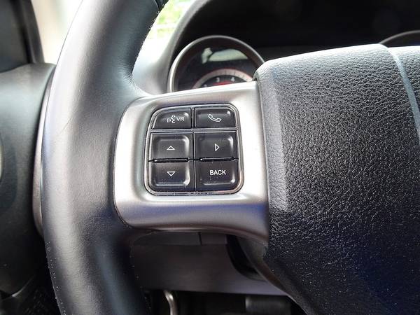 Dodge Journey Crossroad Bluetooth SUV Third Row Seat Touring for sale in Hickory, NC – photo 11
