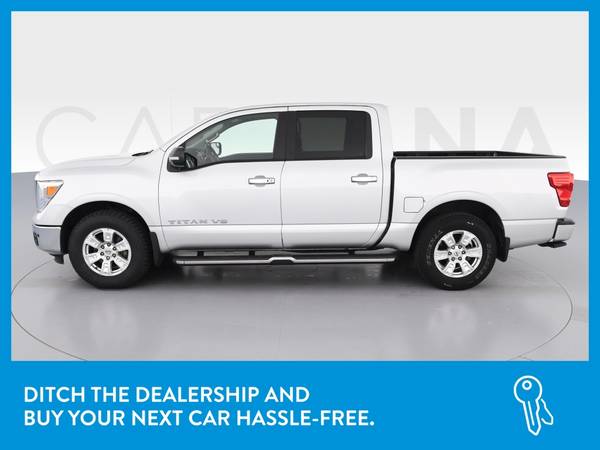 2018 Nissan Titan Crew Cab SV Pickup 4D 5 1/2 ft pickup Silver for sale in Chicago, IL – photo 4