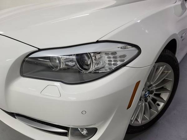2012 BMW 5 Series - Financing Available! - cars & trucks - by dealer... for sale in Glenview, IL – photo 12