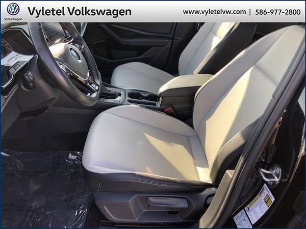 2019 Volkswagen Jetta sedan R-Line Auto w/SULEV - Volkswagen Deep for sale in Sterling Heights, MI – photo 16