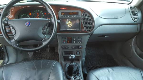 2002 Saab 9-3 Like New - cars & trucks - by owner - vehicle... for sale in Seattle, WA – photo 9