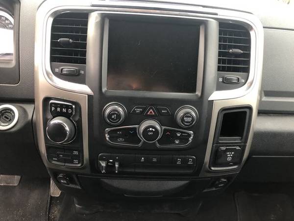 2014 Ram 1500 Crew Cab - Financing Available! - cars & trucks - by... for sale in Wasilla, AK – photo 7