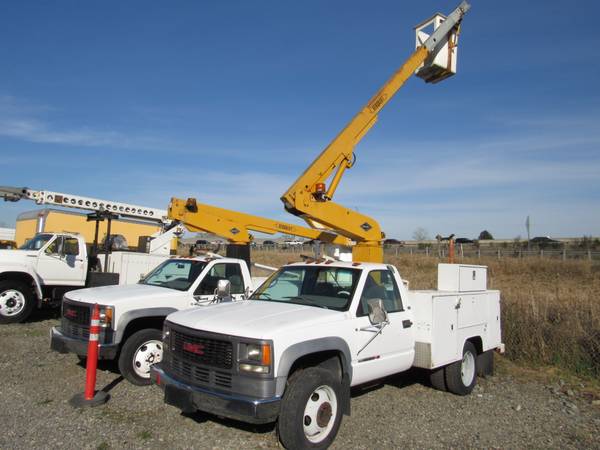 1995 Boom Bucket Truck Low Price 9, 999 - - by dealer for sale in Pacific, WA – photo 16