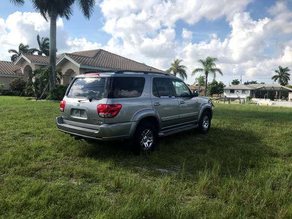 05 Toyota Sequoia - cars & trucks - by owner - vehicle automotive sale for sale in Lakeland, FL – photo 2