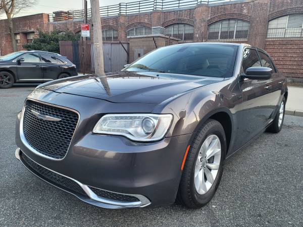 2015 CHRYSLER 300 LIMITED 3 6 V6 4WD AWD - - by dealer for sale in STATEN ISLAND, NY – photo 4
