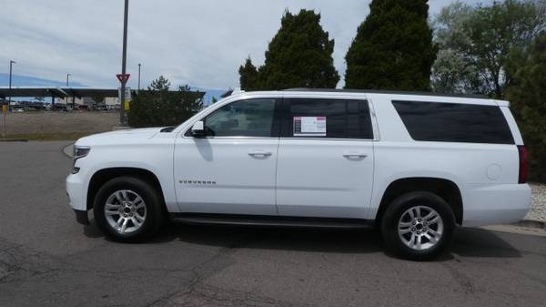 2017 Chevrolet Suburban LS 4x4 4WD Four Wheel Drive SKU:HR208137 for sale in Englewood, CO – photo 9