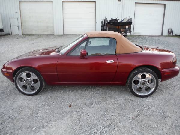 97 MAZDA MIATA CONVERTIBLE - cars & trucks - by dealer - vehicle... for sale in Wilmington, NC – photo 5