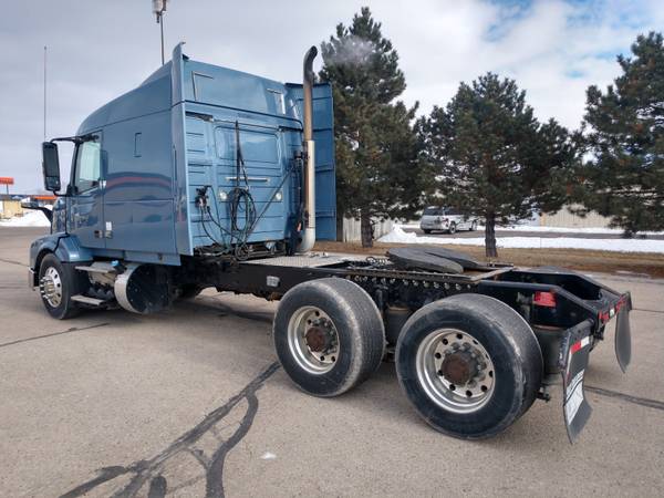 2013 Volvo VNL64T630 Sleeper Tractor #83090 - cars & trucks - by... for sale in Fond Du Lac, WI – photo 3