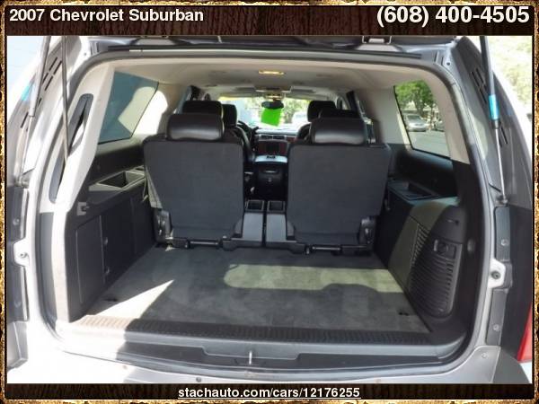 2007 Chevrolet Suburban 4WD 4dr 1500 LS1 with Pwr windows w/driver... for sale in Janesville, WI – photo 3