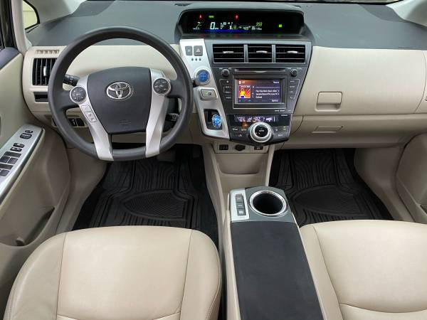 Toyota Prius V Hybrid excellent - cars & trucks - by owner - vehicle... for sale in Clive, IA – photo 3