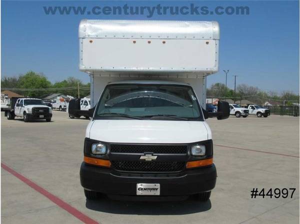 2014 Chevrolet 4500 Cube Van White Big Savings GREAT PRICE! - cars for sale in Grand Prairie, TX – photo 14