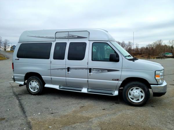 2009 Ford E350 Super Duty XLT Extended 3D Handicap Van with for sale in Westfield, NY – photo 2