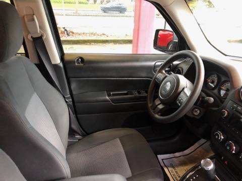 2014 Jeep Patriot Fwd! WARRANTY! - - by dealer for sale in Salem, OR – photo 6