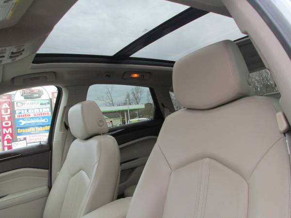 2013 Cadillac SRX AWD Leather NAV Sunroof CLEAN got for sale in Boston, MA – photo 6