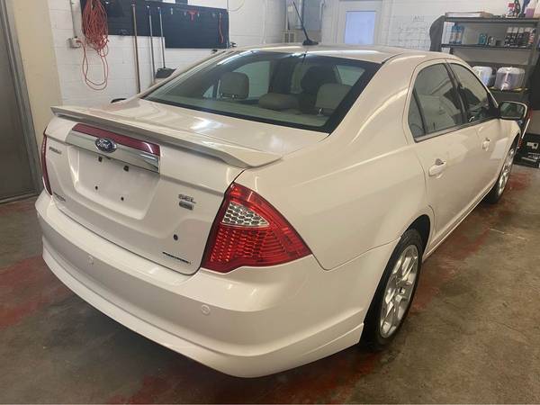 2012 Ford Fusion SEL V6 AWD 78K Miles! - - by dealer for sale in Lincoln, IA – photo 8
