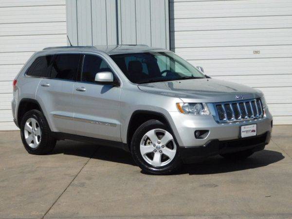 2012 Jeep Grand Cherokee Laredo 4WD - MOST BANG FOR THE BUCK! for sale in Colorado Springs, CO – photo 8