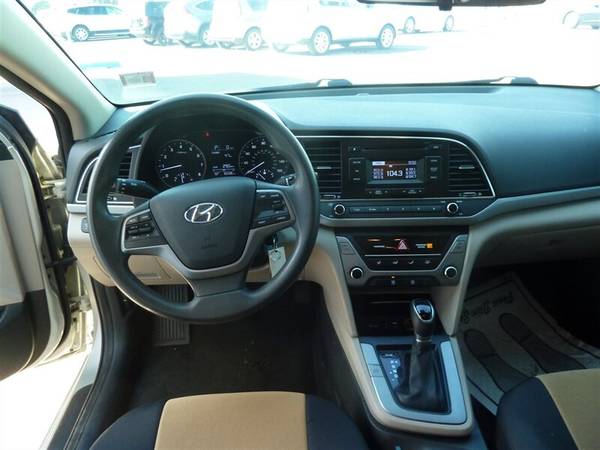 2017 Hyundai Elantra SE - - by dealer - vehicle for sale in Tucson, AZ – photo 13