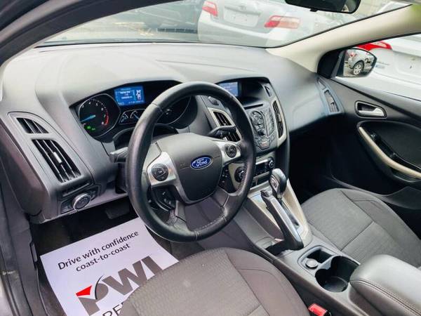 2012 FORD FOCUS SEL - cars & trucks - by dealer - vehicle automotive... for sale in Malden, MA – photo 11