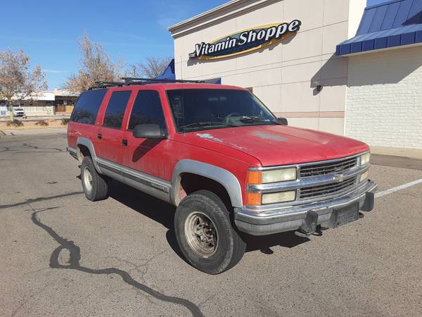 1994 Chevrolet Suburban 2500 4 x 4 - cars & trucks - by owner -... for sale in Albuquerque, NM – photo 3