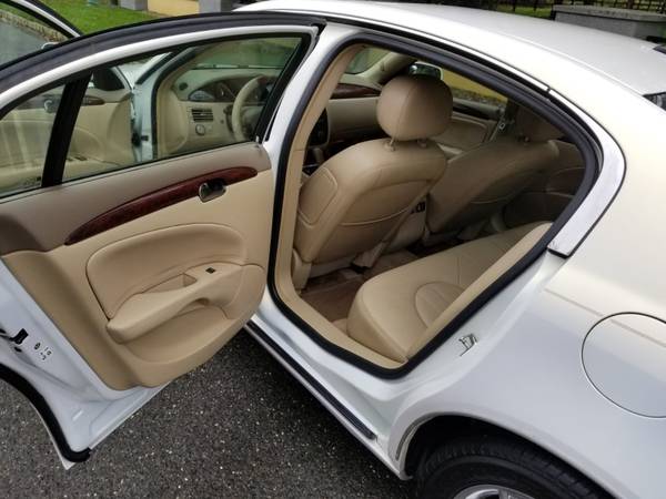 06 Buick Lucerne clean inside and out for sale in Colts Neck, NJ – photo 12