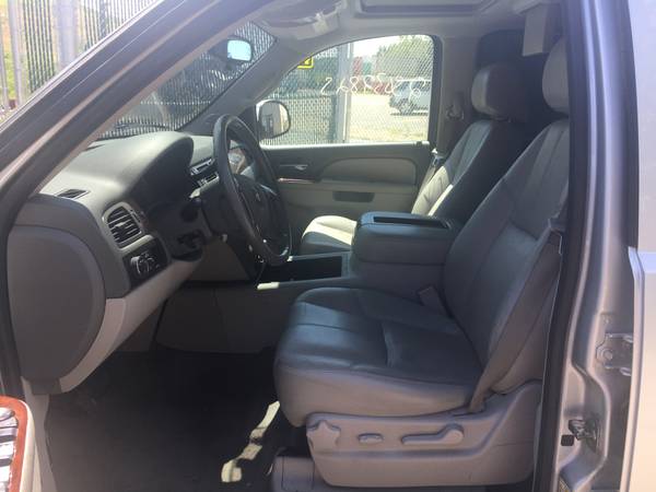 2013 Chevy Tahoe LTthird row Seat Leather sunroof DVD MD Inspection 69 for sale in Temple Hills, District Of Columbia – photo 12