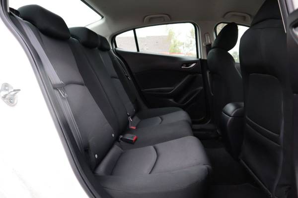 2015 Mazda 3 i Sport Sedan - - by dealer - vehicle for sale in Longmont, CO – photo 19
