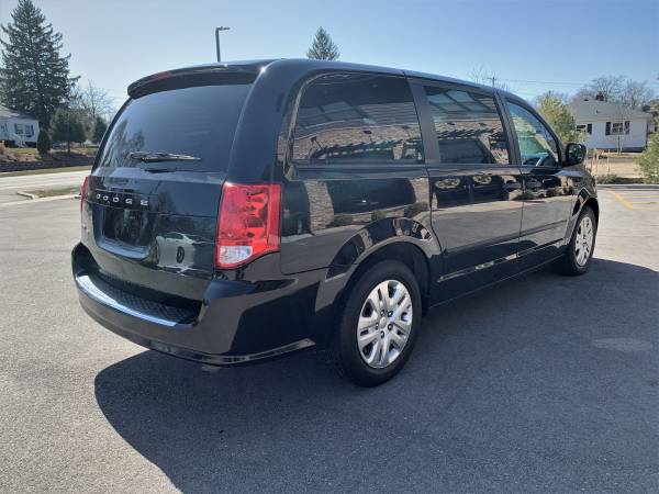 2014 Dodge Grand Caravan - - by dealer - vehicle for sale in Lockport, IL – photo 3
