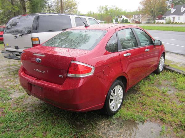 2011 Ford Focus SEL Loaded Leather,Sun roof for sale in Hayes, VA – photo 2