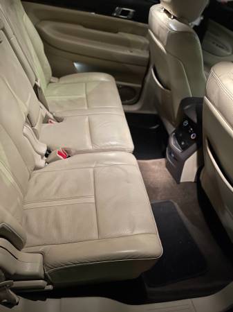 2014 Lincoln MKT 7 Passenger - cars & trucks - by owner - vehicle... for sale in White Plains, NY – photo 9
