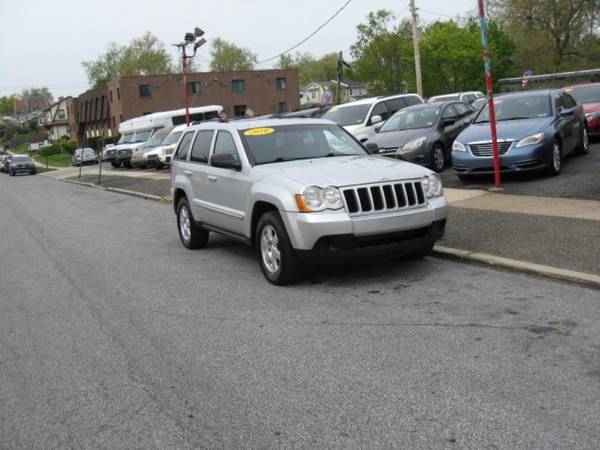 2010 Jeep Grand Cherokee Laredo 4WD - BIG BIG SAVINGS! - cars & for sale in Prospect Park, NJ – photo 2