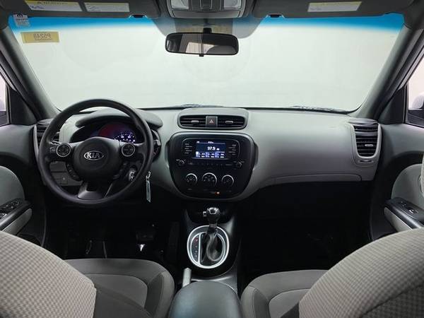 2017 Kia Soul FWD 4D Hatchback/Hatchback Base - - by for sale in Indianapolis, IN – photo 18
