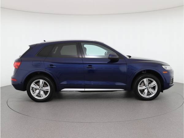 2018 Audi Q5 2 0T Premium - - by dealer - vehicle for sale in Tyngsboro, NH – photo 17
