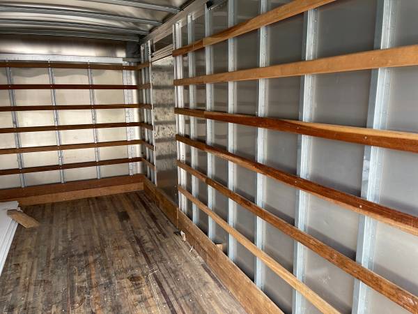 Isuzu Box Truck, 18ft, 104k miles, Clean title - cars & trucks - by... for sale in Greenfield, IN – photo 13