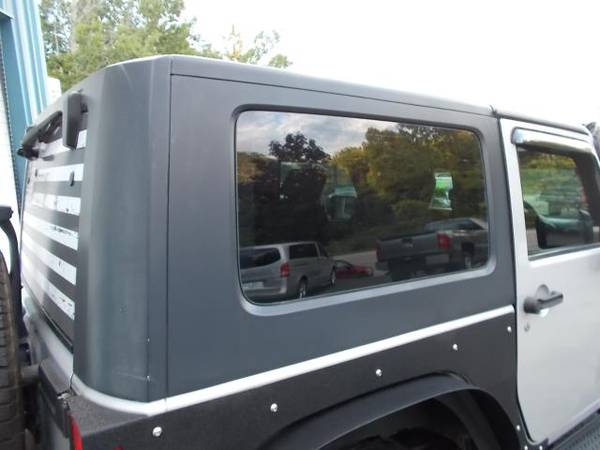 2008 Jeep Wrangler 4WD 2 DOOR RIGHT HAND DRIVE - cars & trucks - by... for sale in Cohoes, CT – photo 21