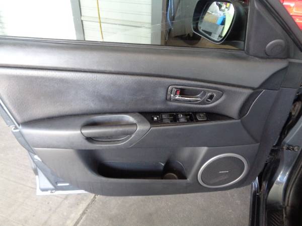 2008 Mazda 3 - 1 Owner - Sunroof - Leather - New Tires - BOSE Sound for sale in Gonzales, LA – photo 9