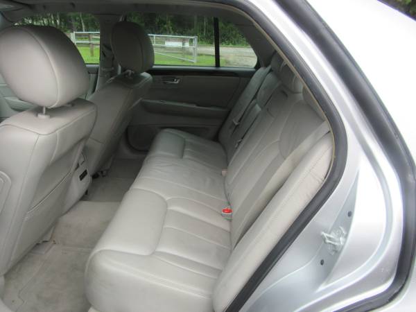 2011 Cadillac DTS Premuim - cars & trucks - by dealer - vehicle... for sale in Summerville , SC – photo 10