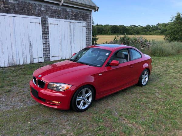 RARE BMW 128I, SPORT PACKAGE, 6 SPEED MANUAL - cars & trucks - by... for sale in Attleboro, VT – photo 2