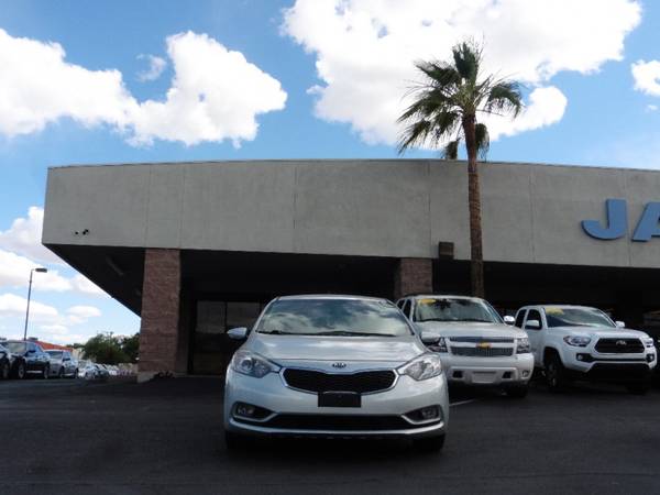 2015 Kia Forte 5dr HB Auto EX/LOW MILES/GAS SAVER! - cars & for sale in Tucson, AZ – photo 2