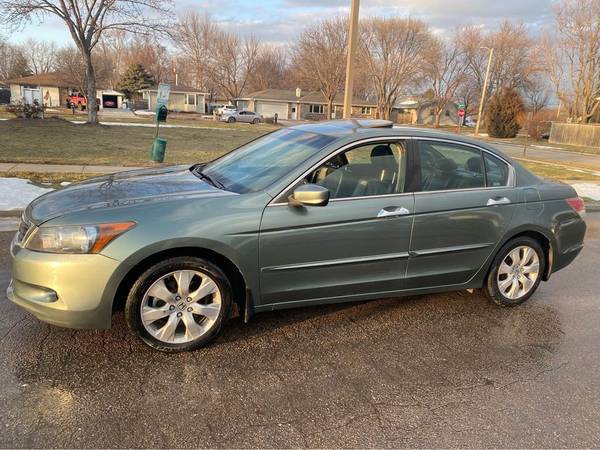 2009 Honda Accord EXL V6 - - by dealer - vehicle for sale in Lincoln, IA – photo 18