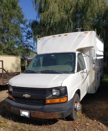 2007 Chevy Express with FRP utility body for sale in Spring Green, WI