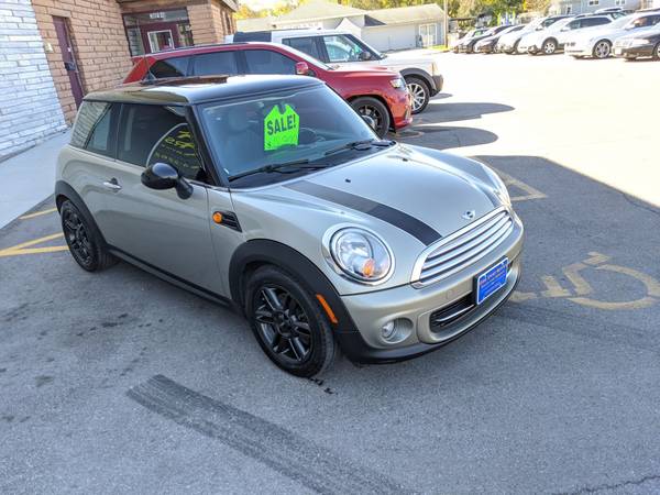 2011 Mini Cooper - cars & trucks - by dealer - vehicle automotive sale for sale in Evansdale, IA – photo 2