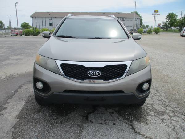 2012 Kia Sorento Loaded 3rd row as low as 2000 down and 99 a week for sale in Oak Grove, MO – photo 2