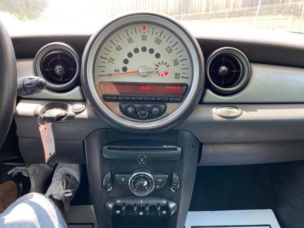 2012 MINI Cooper Clubman Base 3dr Wagon - cars & trucks - by dealer... for sale in posen, IL – photo 10